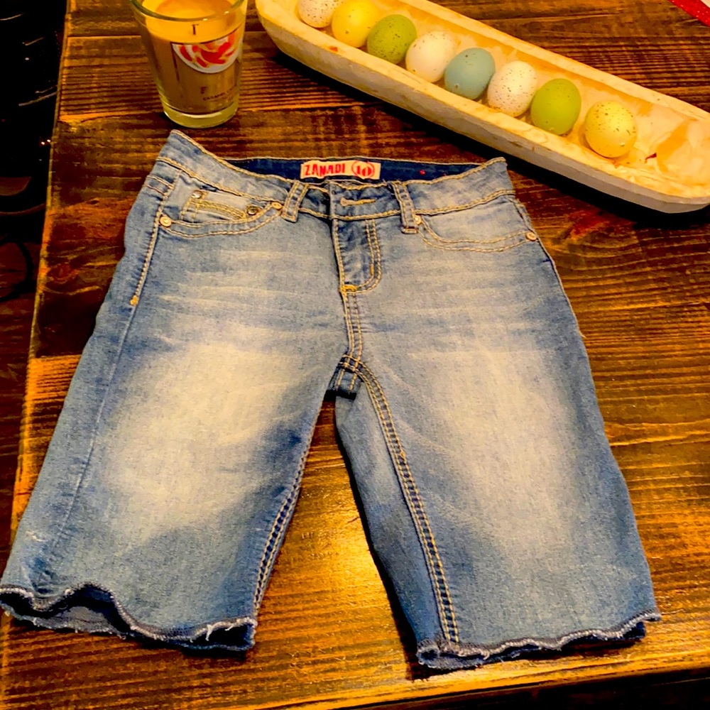 Girl’s Zanidi faded style shorts, Bermuda length
